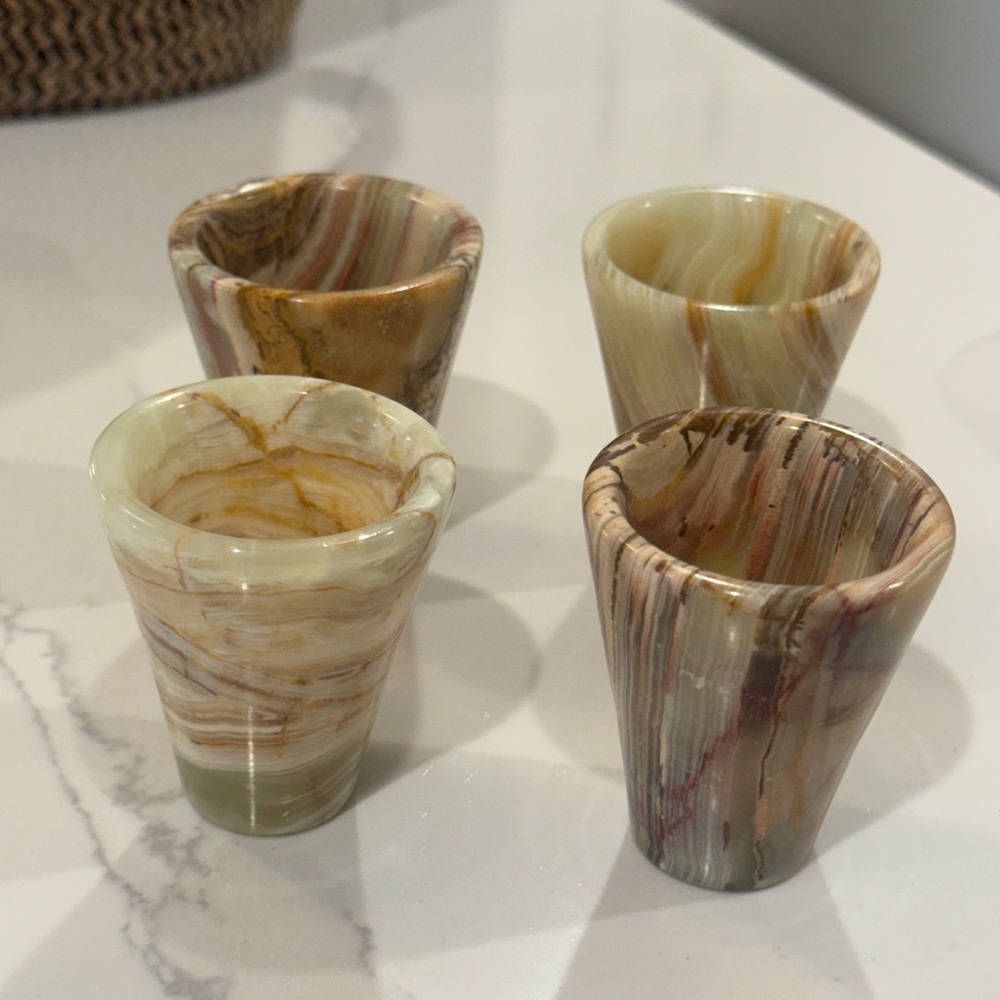 NWOT Set of 4 Green Onyx Shotglasses - Picture 3 of 7
